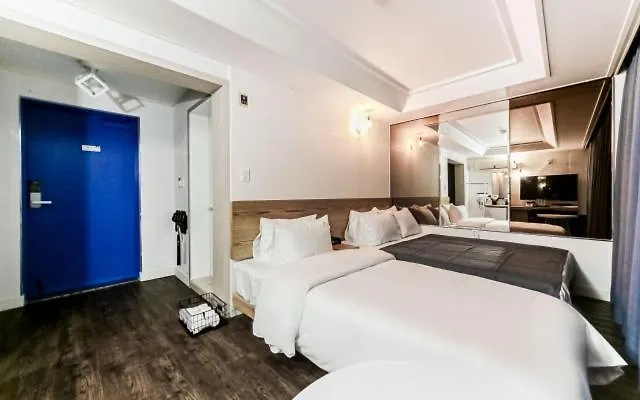 Sloth Hotel Songjeong Busan South Korea
