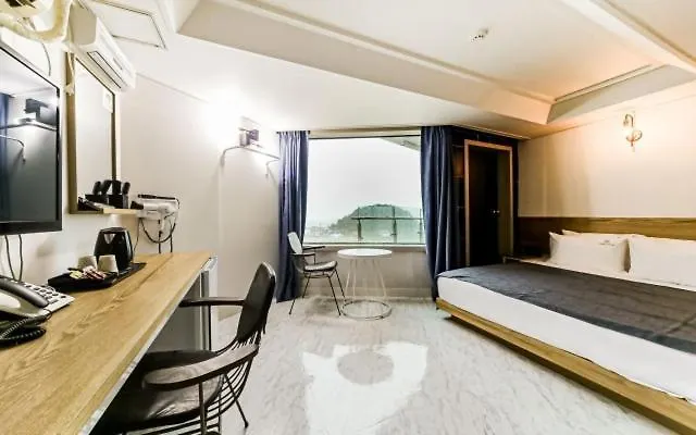 Sloth Hotel Songjeong Busan 0*,  South Korea