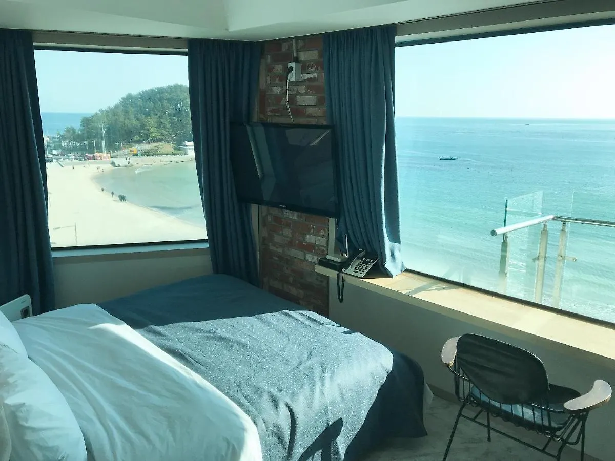 Sloth Hotel Songjeong Busan 0*,  South Korea